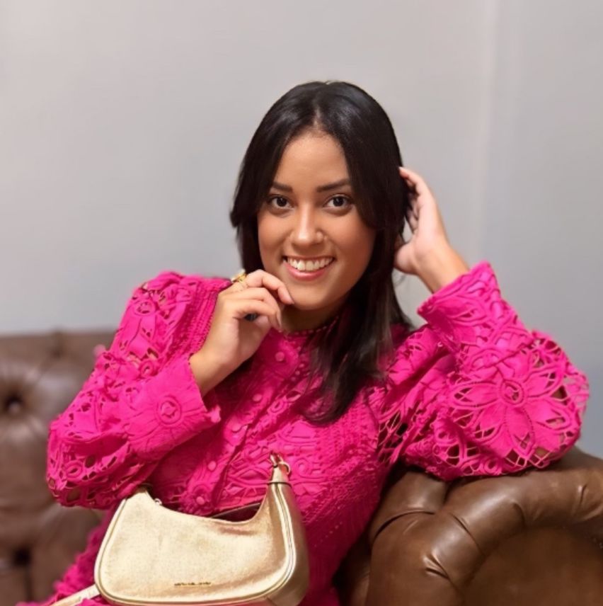 Mirella Soares
